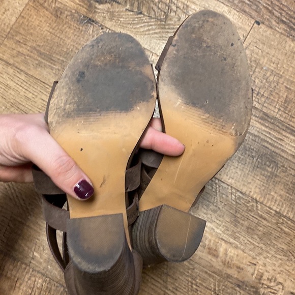 Steve Madden Cruizz Chocolate Strappy Heels Sandals 8 - Picture 6 of 12